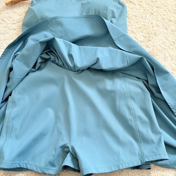 Halara Women's Breezeful Backless Corset 2-in-1 Pocket Mini Active Dress Size M - Picture 9 of 15